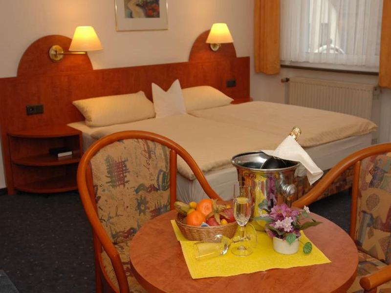 Hotel-Restaurant Zum Roeddenberg Osterode am Harz Zewnętrze zdjęcie